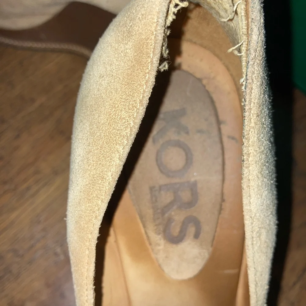 Spring Wedges - Picture 8 of 8